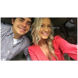 Meet your Posher, Alexis